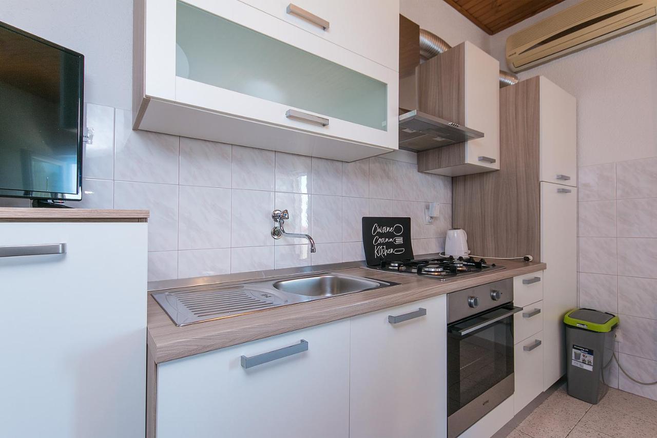 Apartments By The Sea Zivogosce - Blato, Makarska - 1057 Blato  Eksteriør bilde