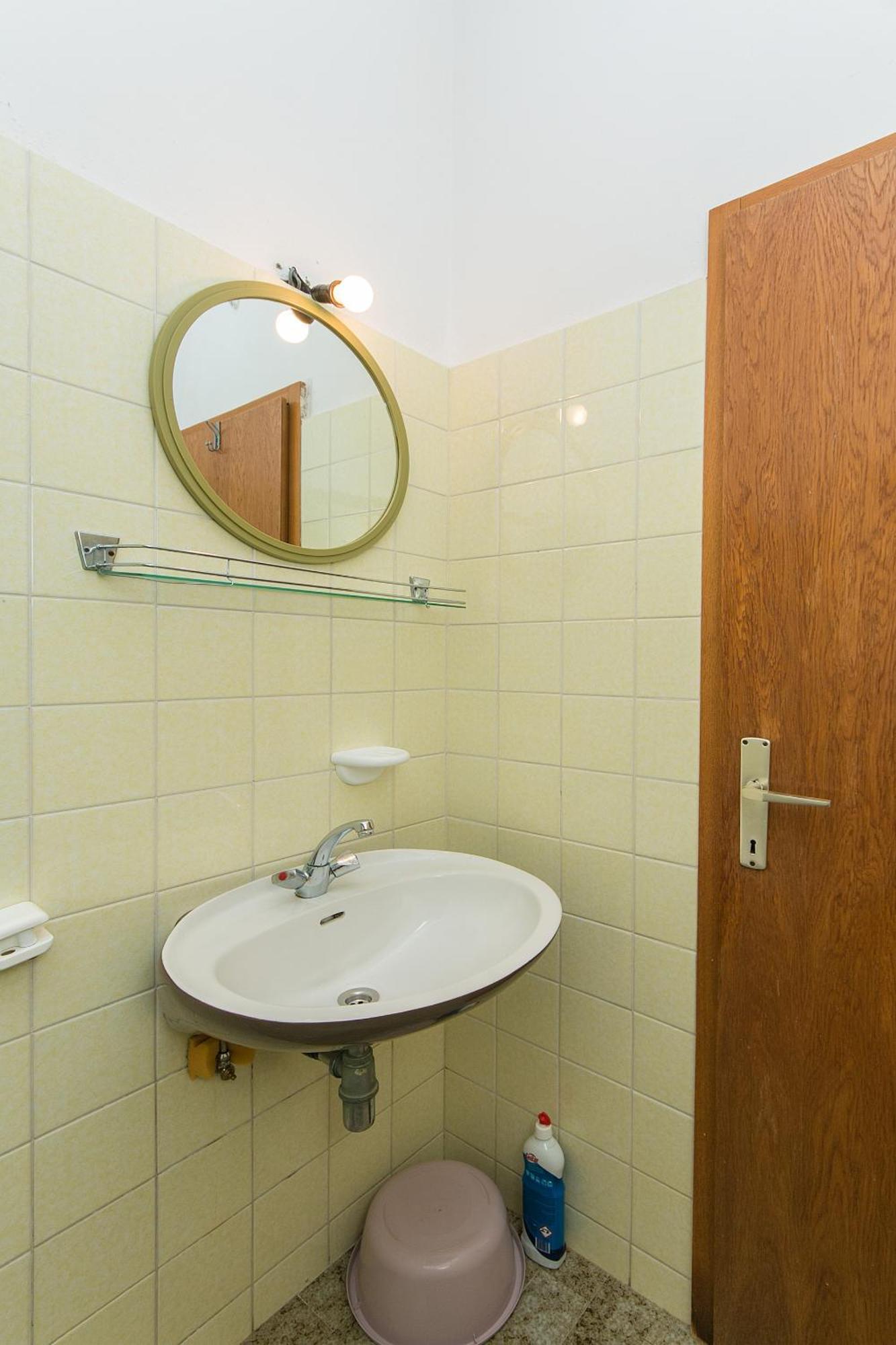 Apartments By The Sea Zivogosce - Blato, Makarska - 1057 Blato  Rom bilde